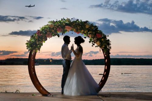 Weddings with on-site registration on the shores of Lake Ladoga